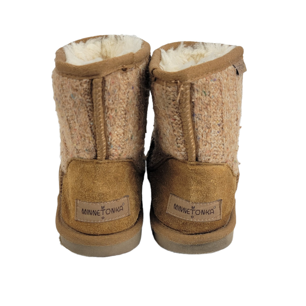 Minnetonka Short Suede Brown Leather Boots 9 - Picture 8 of 9